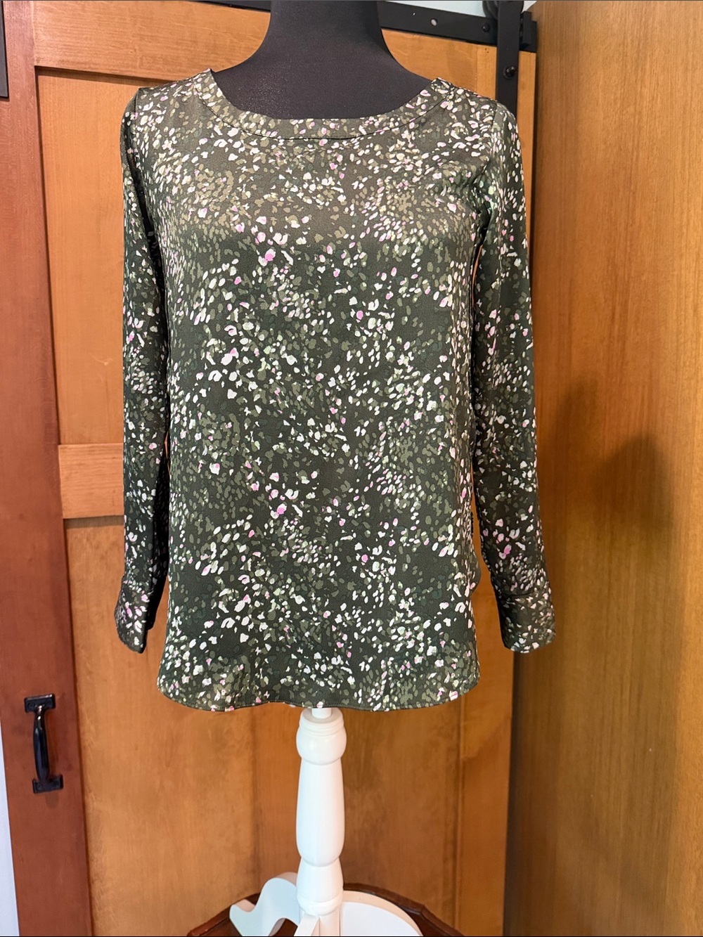 Banana Republic Olive Green Floral-Print Long Sleeve Top